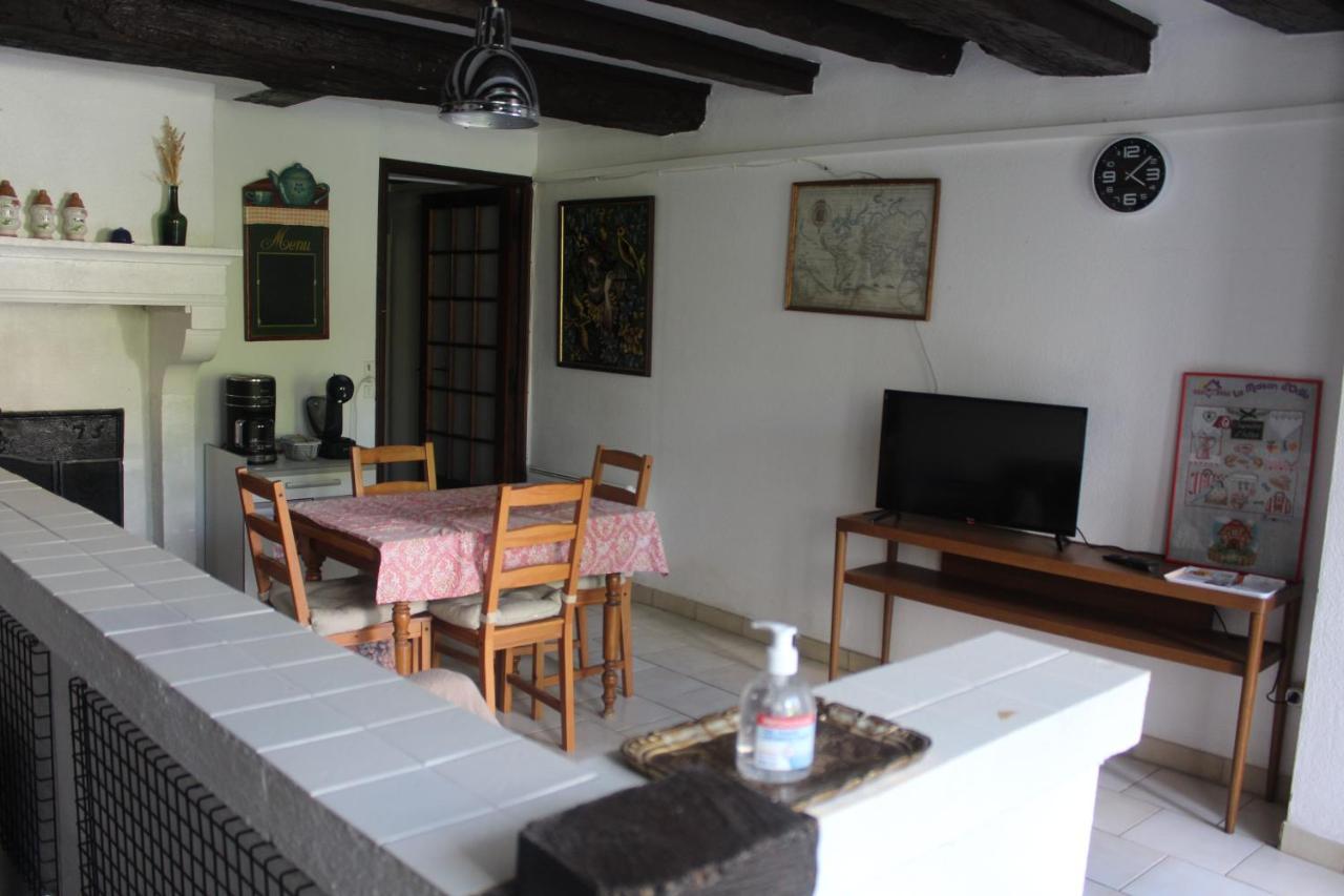 La Maison D'Odile Beaujeu-Saint-Vallier-et-Pierrejux Zewnętrze zdjęcie